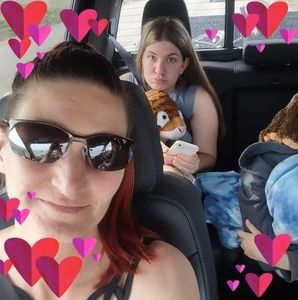 Meet your Posher, Stacie